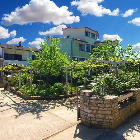 Apartments Pula 1618 Екстер'єр фото